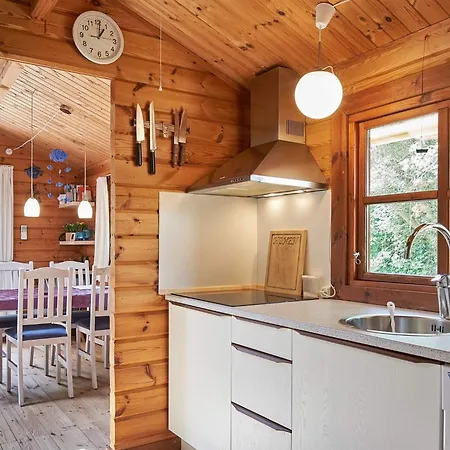 Cozy Coastal Retreat-by Traum Sindrup